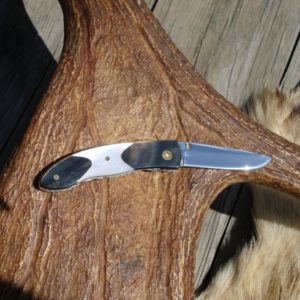 CUSTOM POCKET KNIFE BLACK LIP AND WHITE MOTHER OF PEARL