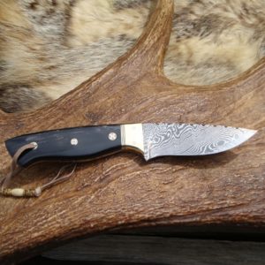 HONEY BUFFALO HANDLE WAVE PATTERN DAMASCUS BLADE DROP POINT WITH FILE WORK