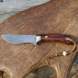 COCOBOLO HANDLE DAMASCUS BLADE HUNTER GREAT LOOKING BLADE