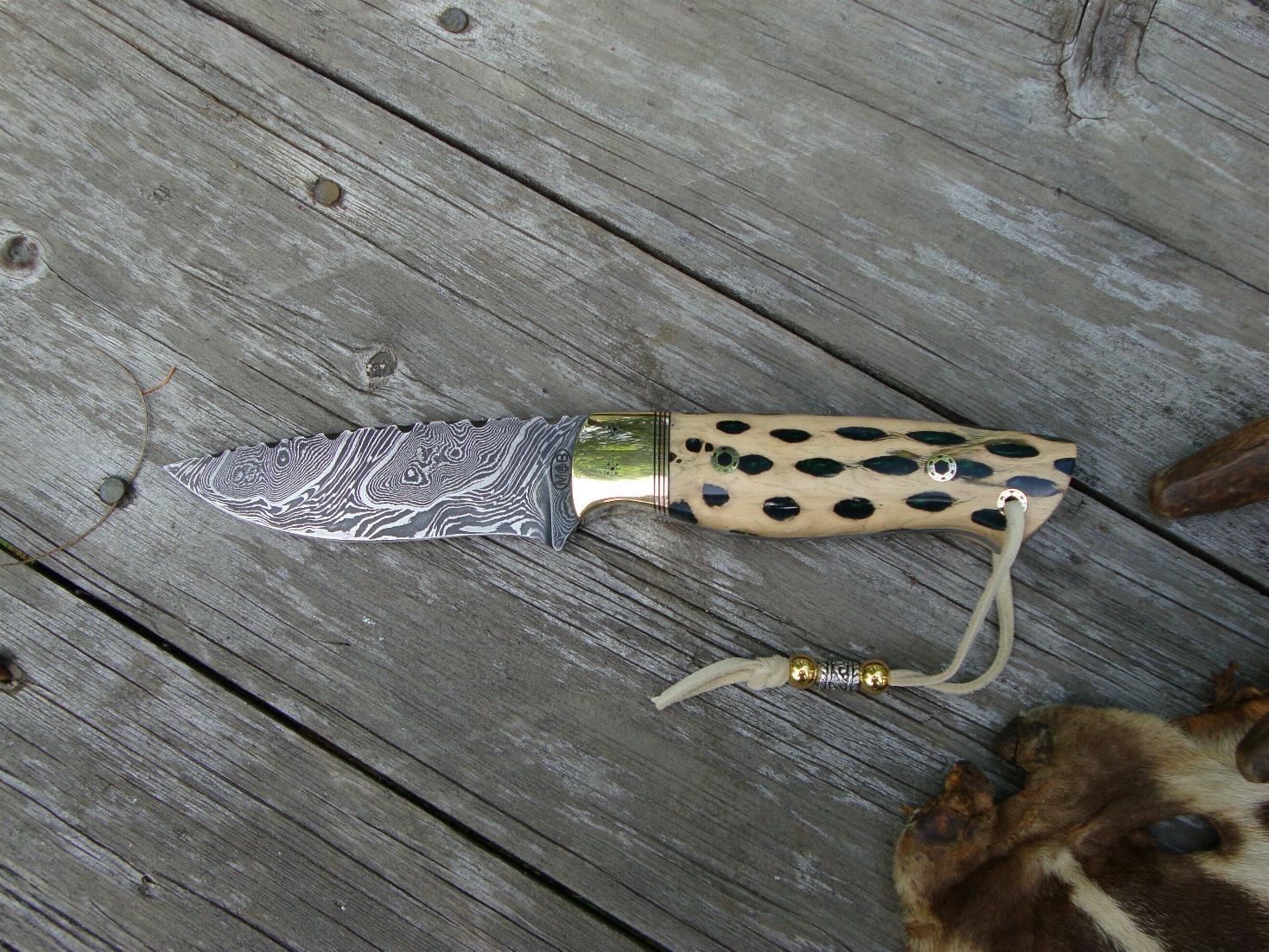 STABILIZED CACTUS WITH GREEN EMERALD RESIN INLAY DAMASCUS BLADE