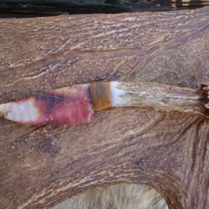 FLINT KNAPPED STAG HANDLE HUNITNG KNIFE PIPESTONE BEAR PAW INLAY POMMEL