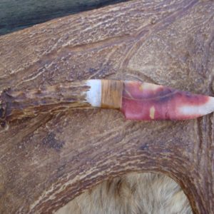 FLINT KNAPPED STAG HANDLE HUNITNG KNIFE PIPESTONE BEAR PAW INLAY POMMEL