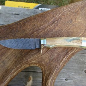 GIRAFFE BONE HANDLE TWIST DAMASCUS KNIFE