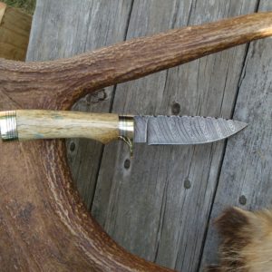 GIRAFFE BONE HANDLE TWIST DAMASCUS KNIFE