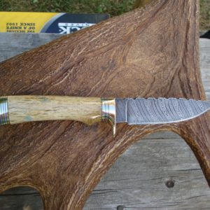 GIRAFFE BONE HANDLE TWIST DAMASCUS KNIFE
