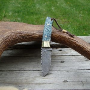 CUSTOM GREEN FOSSIL CORAL DAMASCUS BLADE SMALL HUNTER