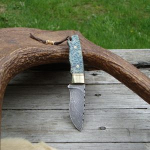 CUSTOM GREEN FOSSIL CORAL DAMASCUS BLADE SMALL HUNTER