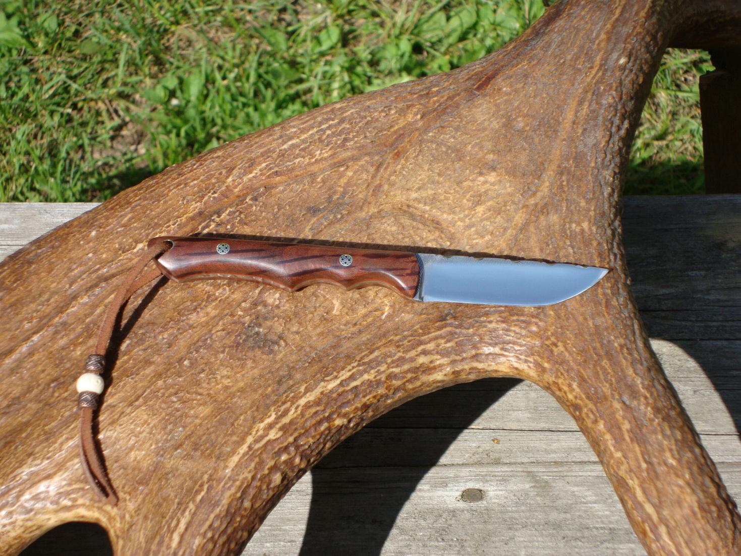 AUSTRALIAN HAIRY OAK HANDLE HOLLOW GRIND KNIFE