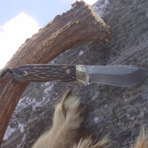 LACEWOOD HANDLE LARGE HUNTER WITH STRAIGHT LINE DAMASCUS BLADE WITH LOTS OF FILE WORK