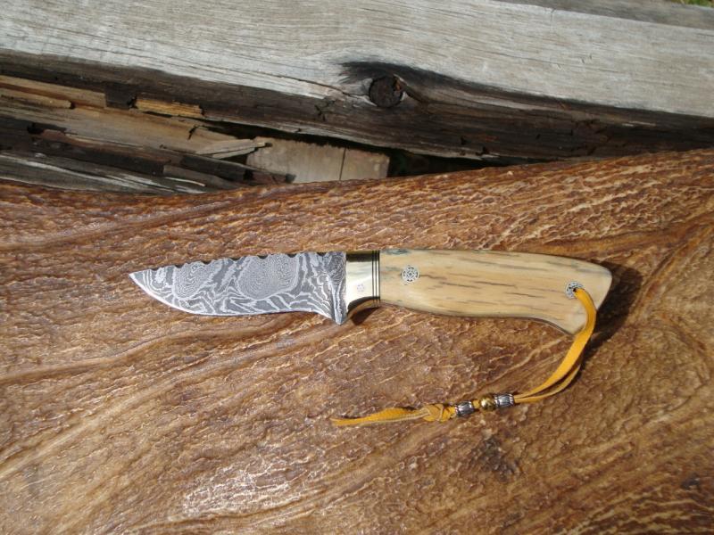 MAMMOTH BARK IVORY HANDLE FINGER PRINT DAMASCUS BLADE WITH FILE WORKED HANDLE AND BLADE