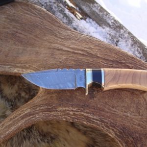 AFRICAN OLIVE WOOD WITH AFRICAN BLACKWOOD FILE WORKED DAMASCUS BLADE & SPACER