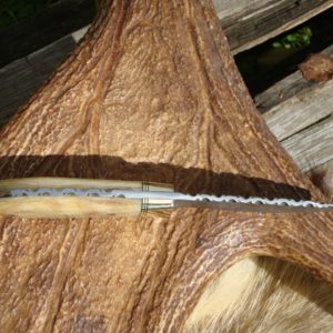 MERINO RAM HORN HANDLE DAMASCUS BLADE HUNTER WITH FILE WORK