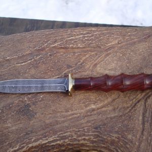 Cocobolo handle finger print pattern damascus blade dagger