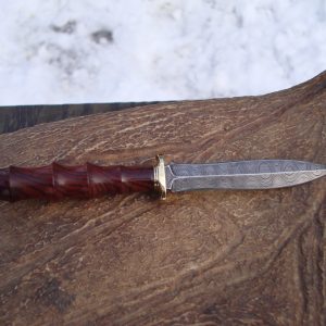 Cocobolo handle finger print pattern damascus blade dagger