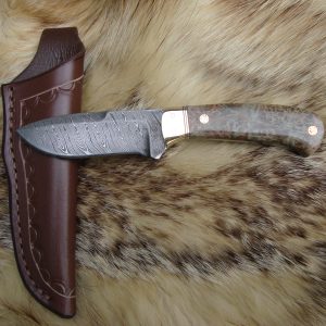 Maple Burl Handle, False grind spear point Twist Pattern Damascus Blade Small Hunter