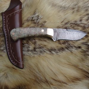 Maple Burl Handle, False grind spear point Twist Pattern Damascus Blade Small Hunter