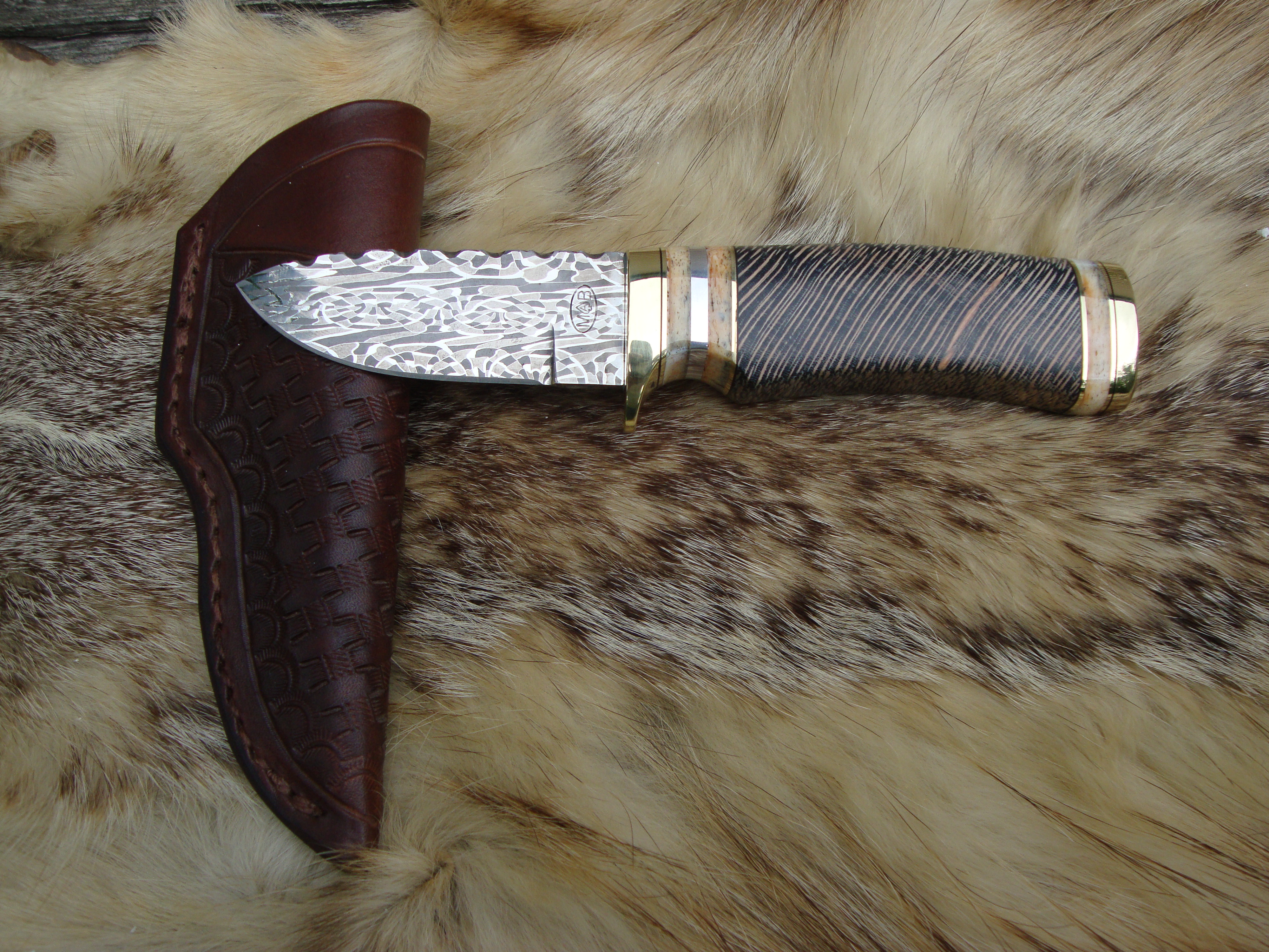 Mosaic Damascus Cross Cut Lacewood With Giraffe Bone Handle File Worked